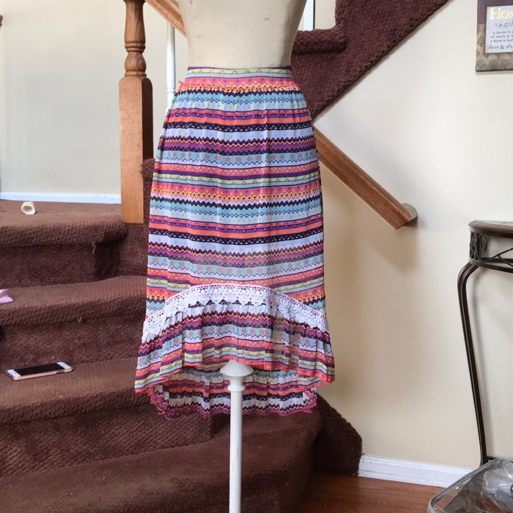New patterned skirt